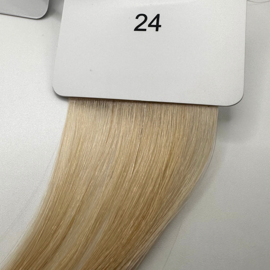 24  - Bright Blonde Marilyn