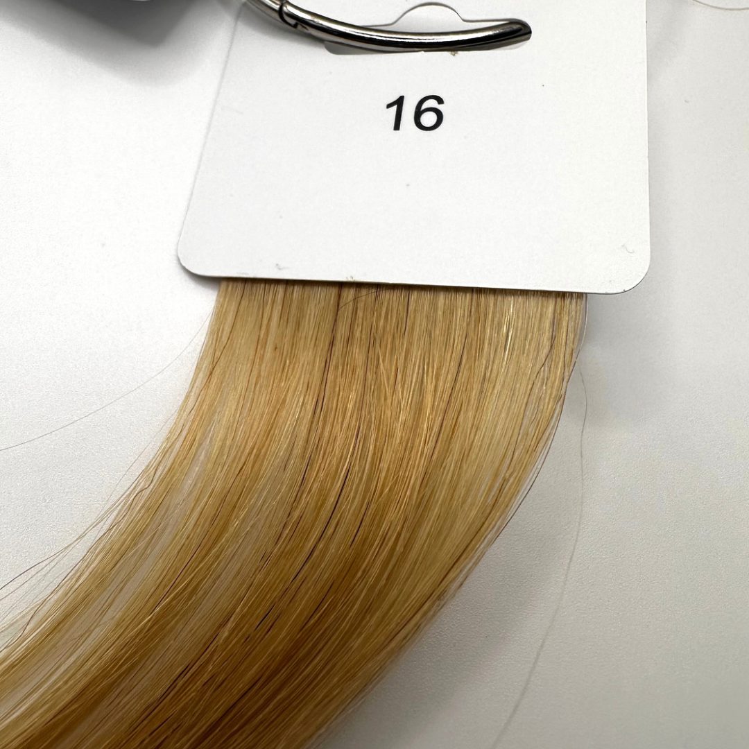 16  - Golden Blonde Margo